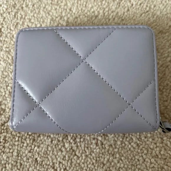 New Tory Burch Purple Kira Clover Wallet - Picture 2 of 4